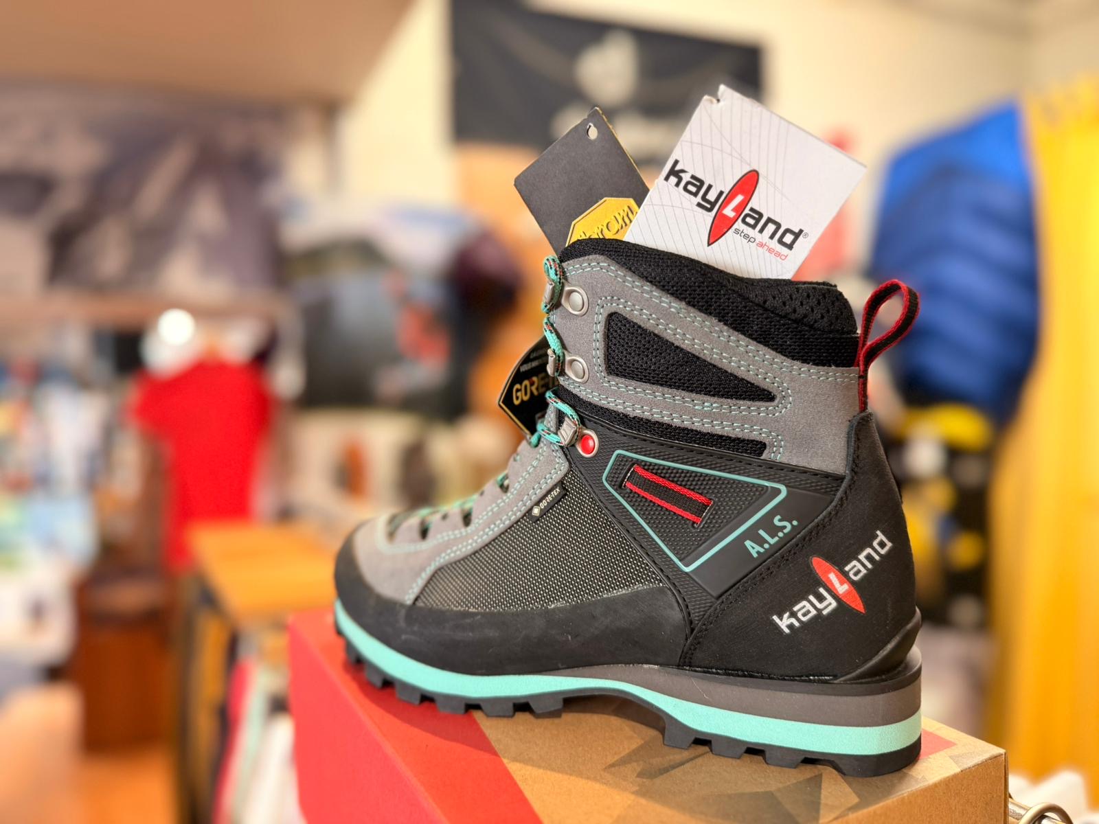 Chaussure Kayland gris bleu, vue arrière trois-quarts
